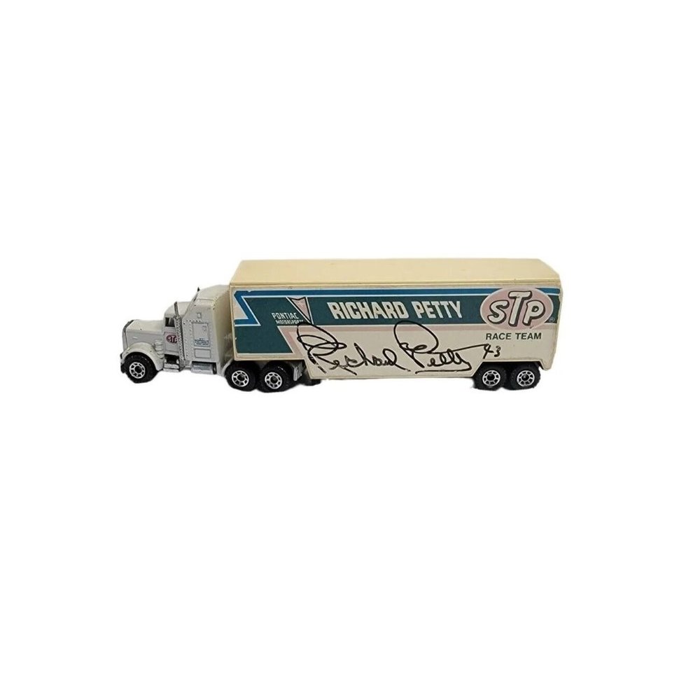 Richard Petty Autograph Diecast Racing Semi Truck NASCAR Authentic Vintage